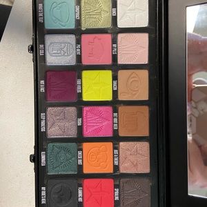 JSC X Shane Dawson Conspiracy palette